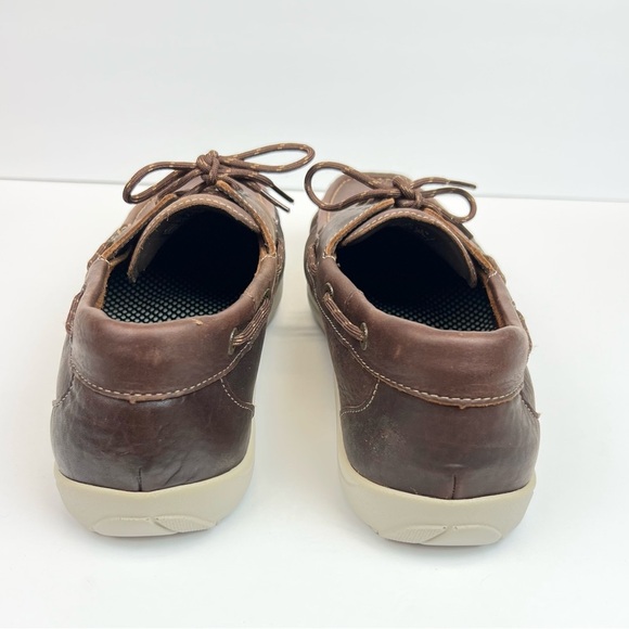 SAS Brown Boat Shoes with Leather Finish - Picture 6 of 9